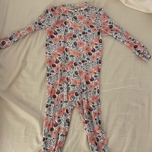 Magnetic me in poppy print